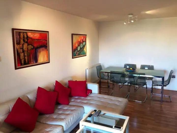Room 1 Or 2 Ppl Near Excel, O2, Canary Wharf - لندن المظهر الخارجي الصورة